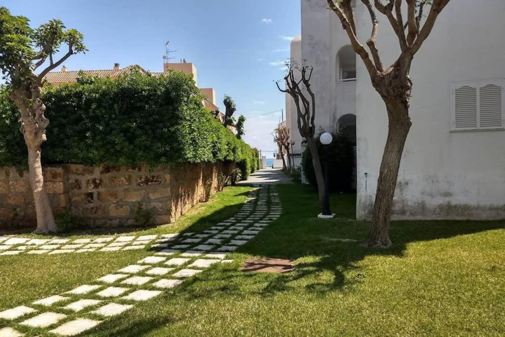 2 Bedroom, Sea Front Complex W Pool And Private Garden Xabia Bagian luar foto